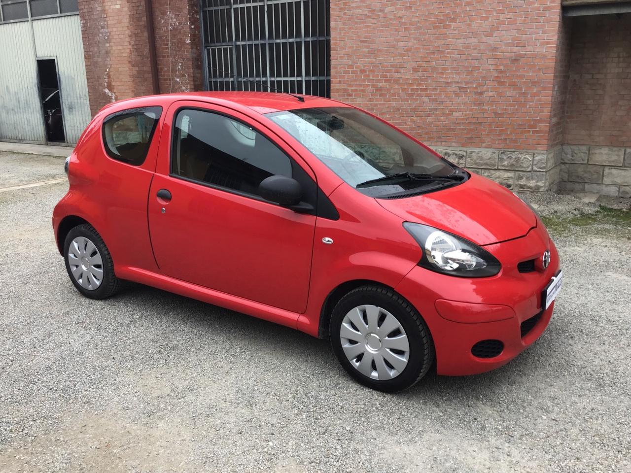 Toyota Aygo 1.0 12V VVT-i 3 porte Sol