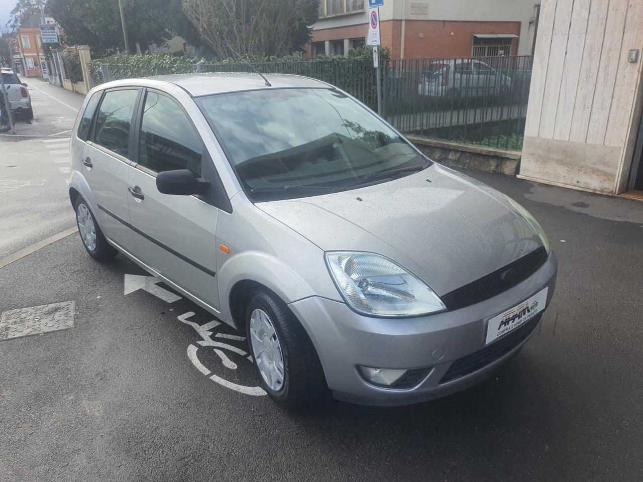 Ford Fiesta 1.2 16V 5p. Ambiente NEOPATENTATI