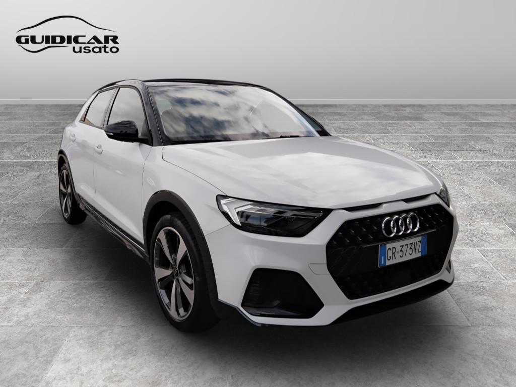 AUDI A1 II 2022 allstreet - A1 allstreet 30 1.0 tfsi Identity Contrast 110cv