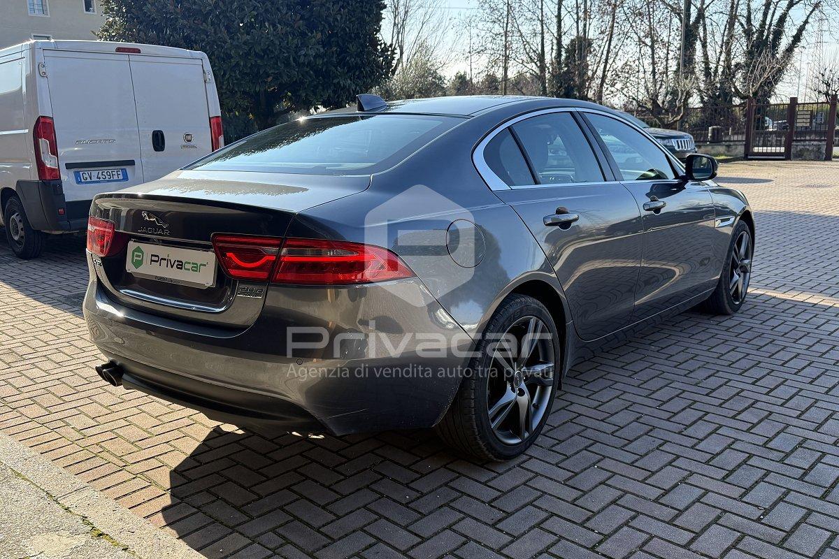 JAGUAR XE 2.0 D Turbo 180 CV AWD aut. Pure