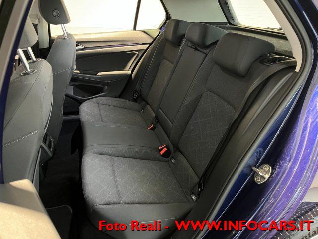 VOLKSWAGEN Golf 1.0 eTSI MHEV EVO DSG Life PROMO !!