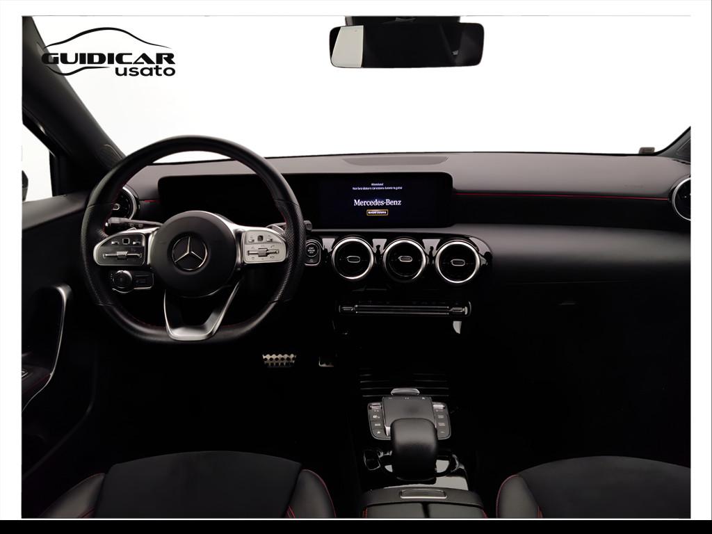 Mercedes-Benz Classe A - W177 2018 - A 200 d Premium Night edition auto