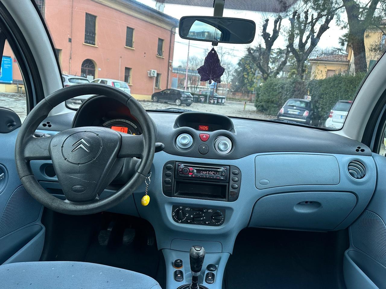 Citroen C3 1.1 Classique solo 120mila km x neopatentati