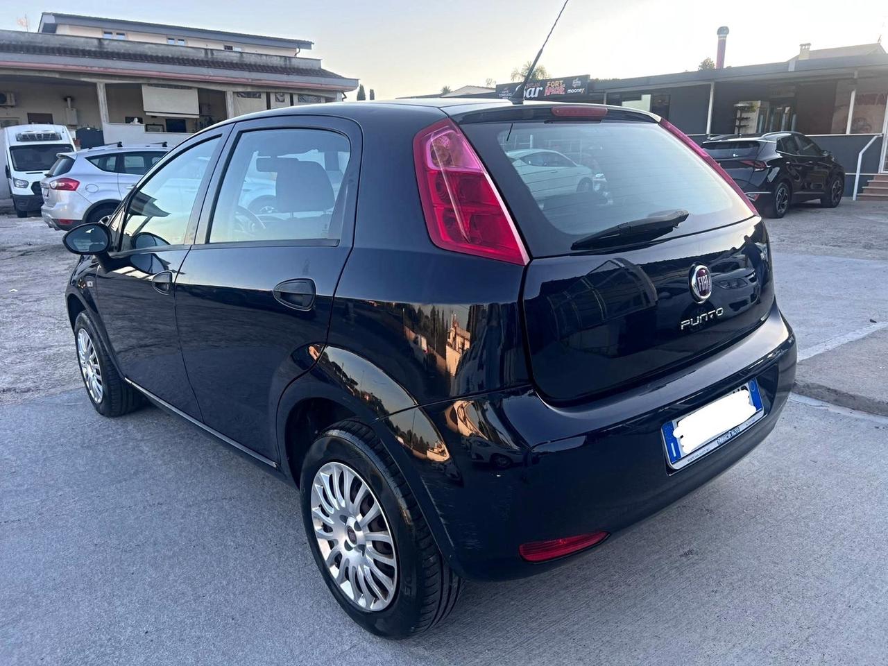 Fiat Punto 1.4 8V 5 porte Natural Power Lounge