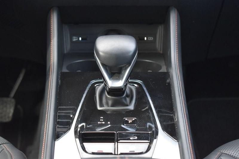 MG HS 1.5 T Luxury AT