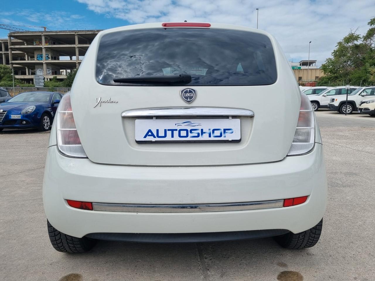 Lancia Ypsilon 1.2 Argento