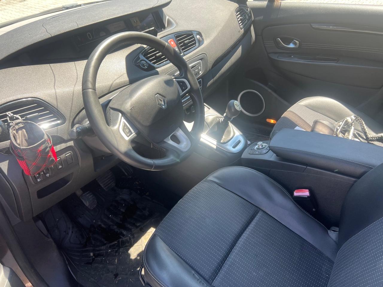 Renault Scenic Scénic 1.9 dCi 130CV Luxe