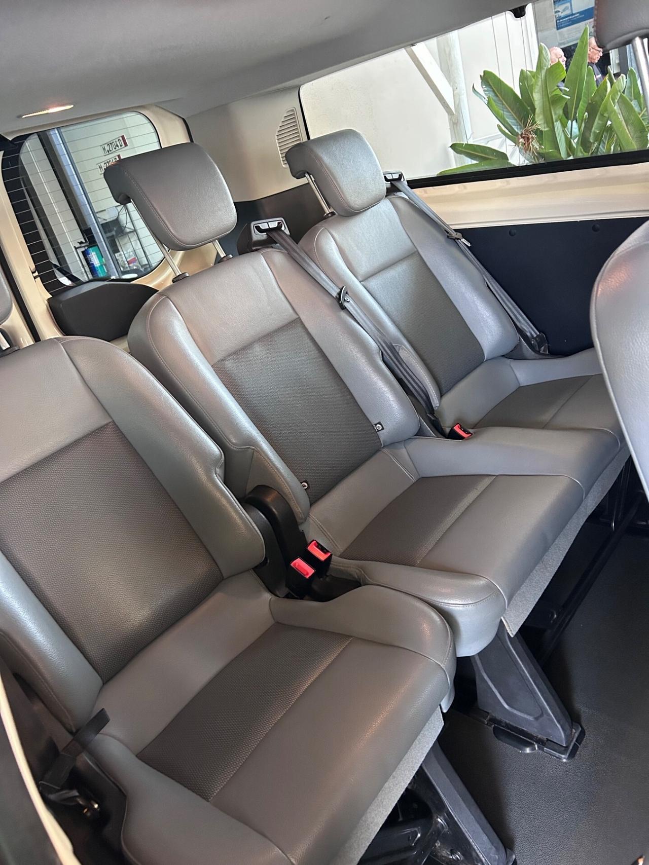 Ford Transit Custom 340 2.0 TDCi 130 PL Combi Tren