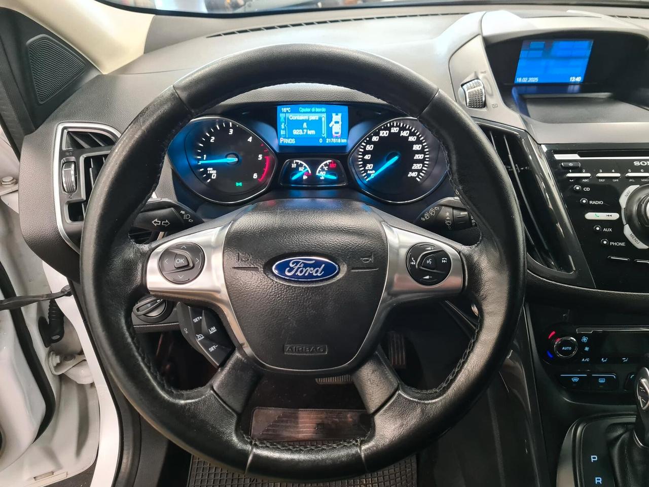 Ford Kuga 2.0 TDCI 140 CV 4WD Powershift Titanium