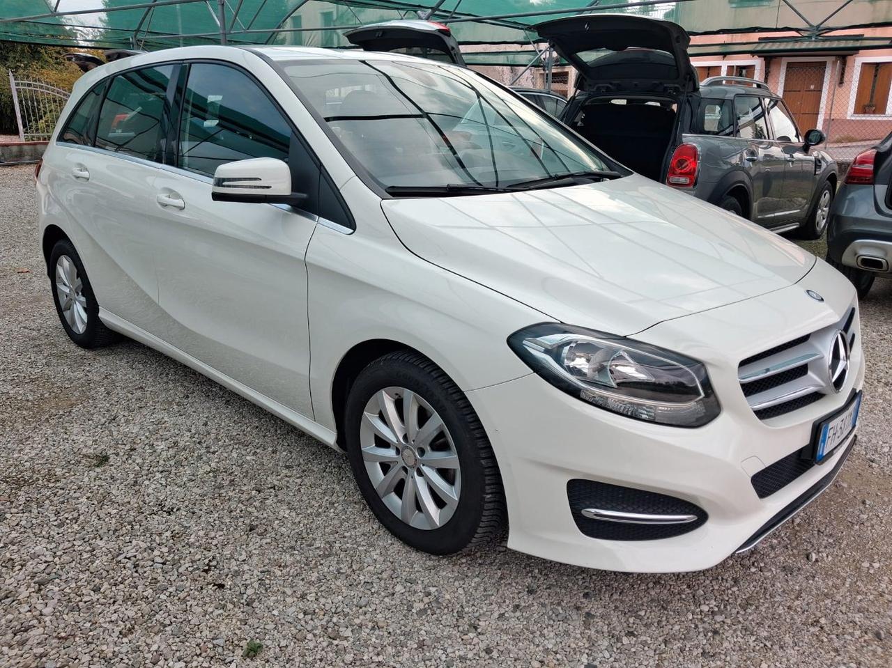 Mercedes B 180 D Executive E6 FL