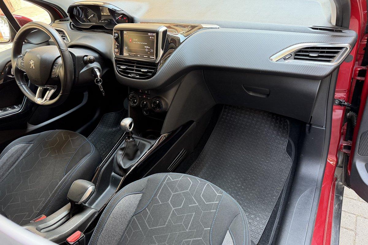 PEUGEOT 2008 1° serie PureTech Turbo 110 S&S Signature