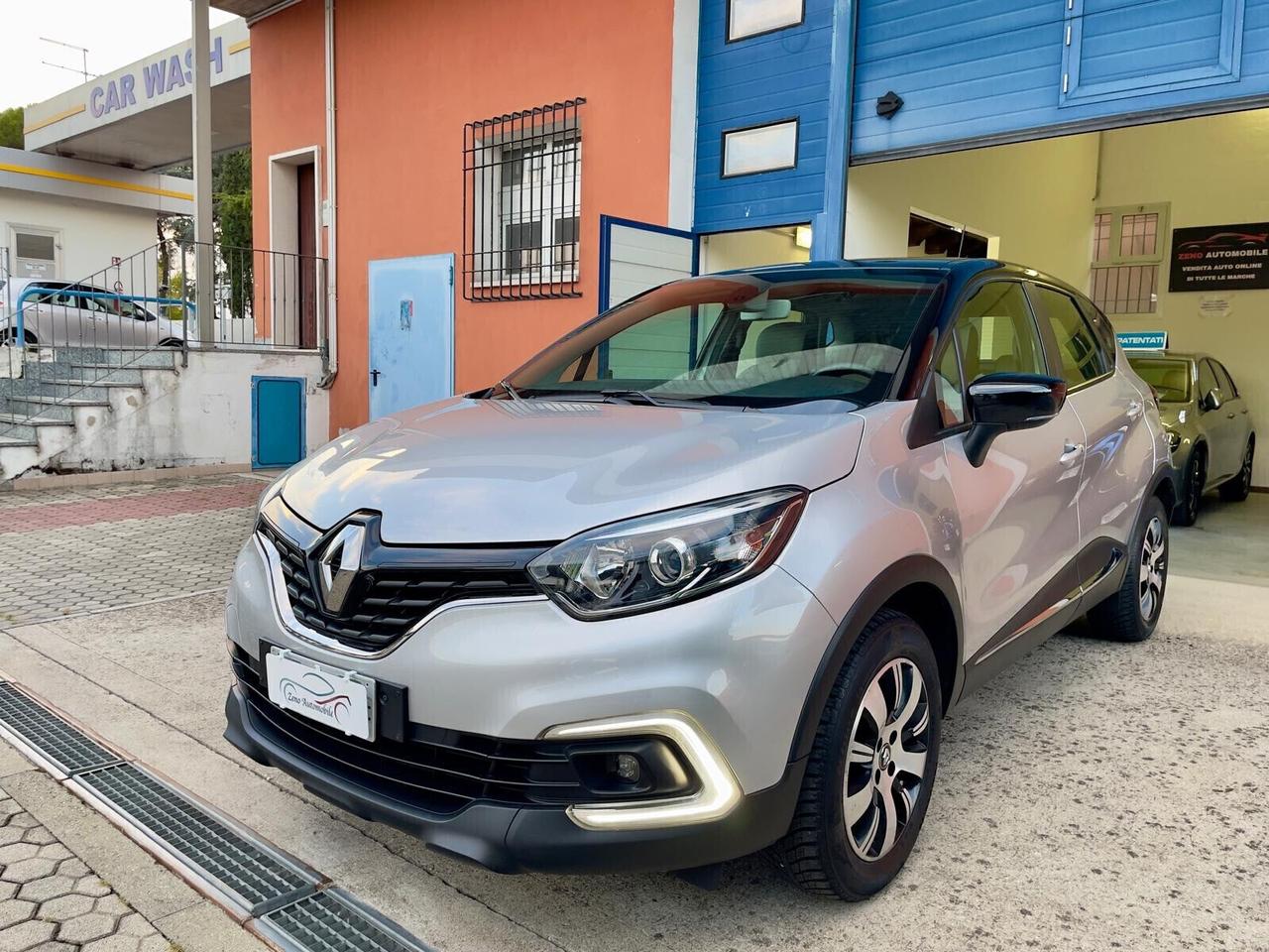 Renault Captur EXPERIENCE