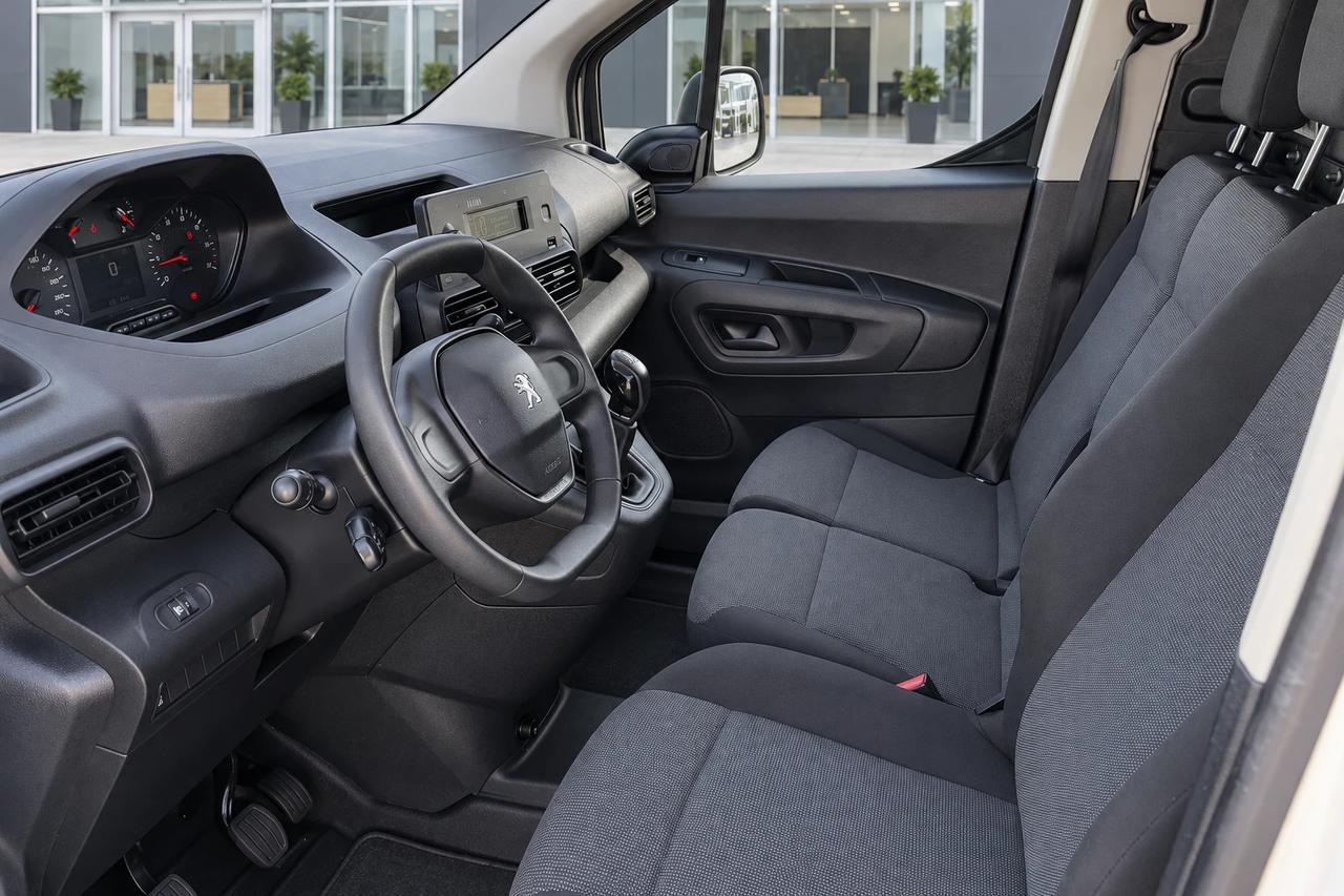 Peugeot Partner --- L2 BlueHDi 100CV Premium +IVA