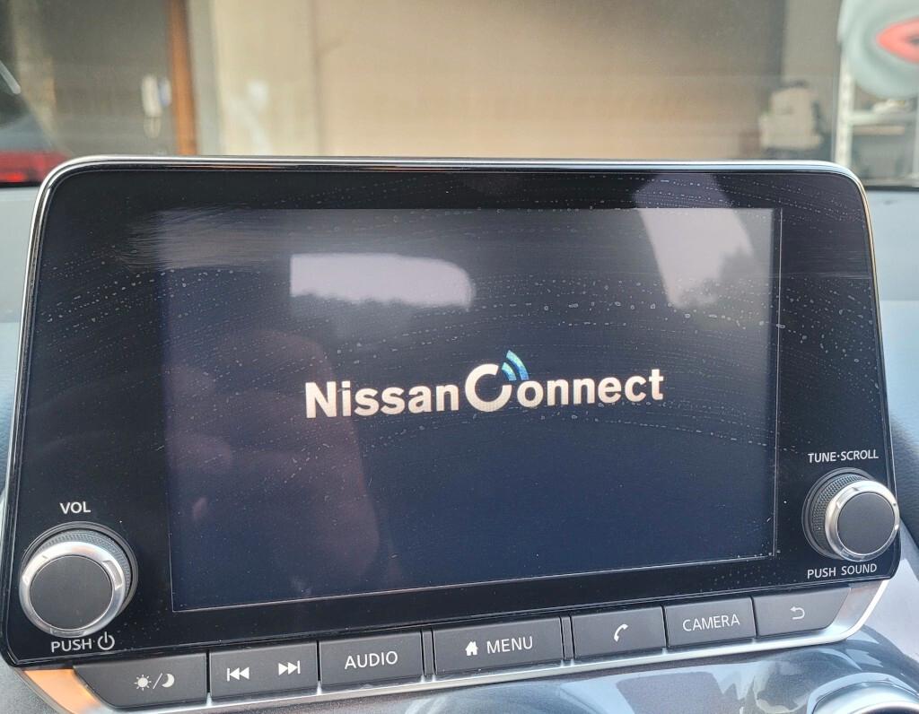 Nissan Juke 1.0 DIG-T 114 CV N-Connecta