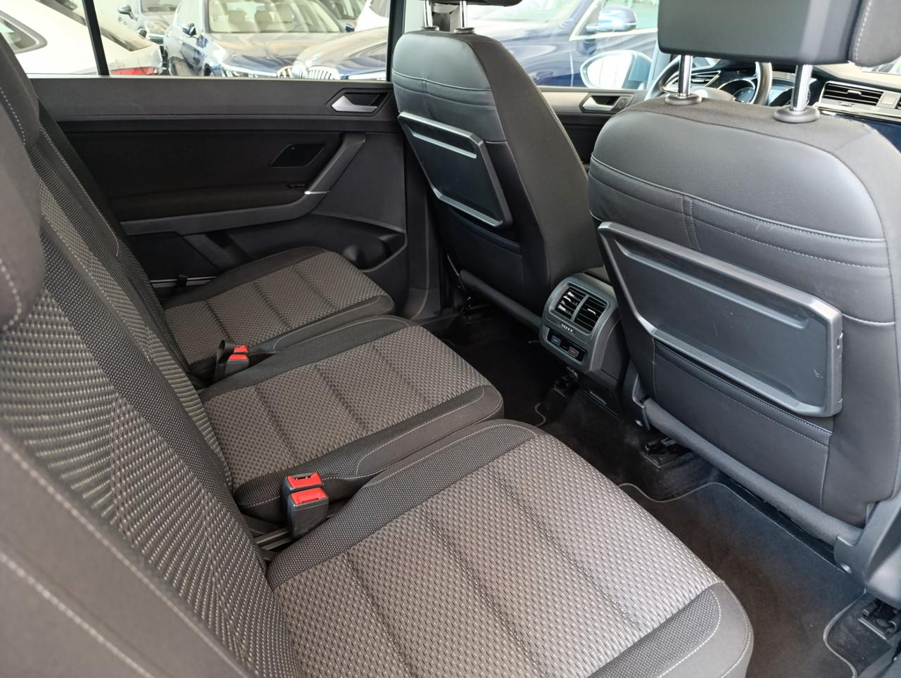 Volkswagen Touran 1.5 tsi Business 150cv dsg