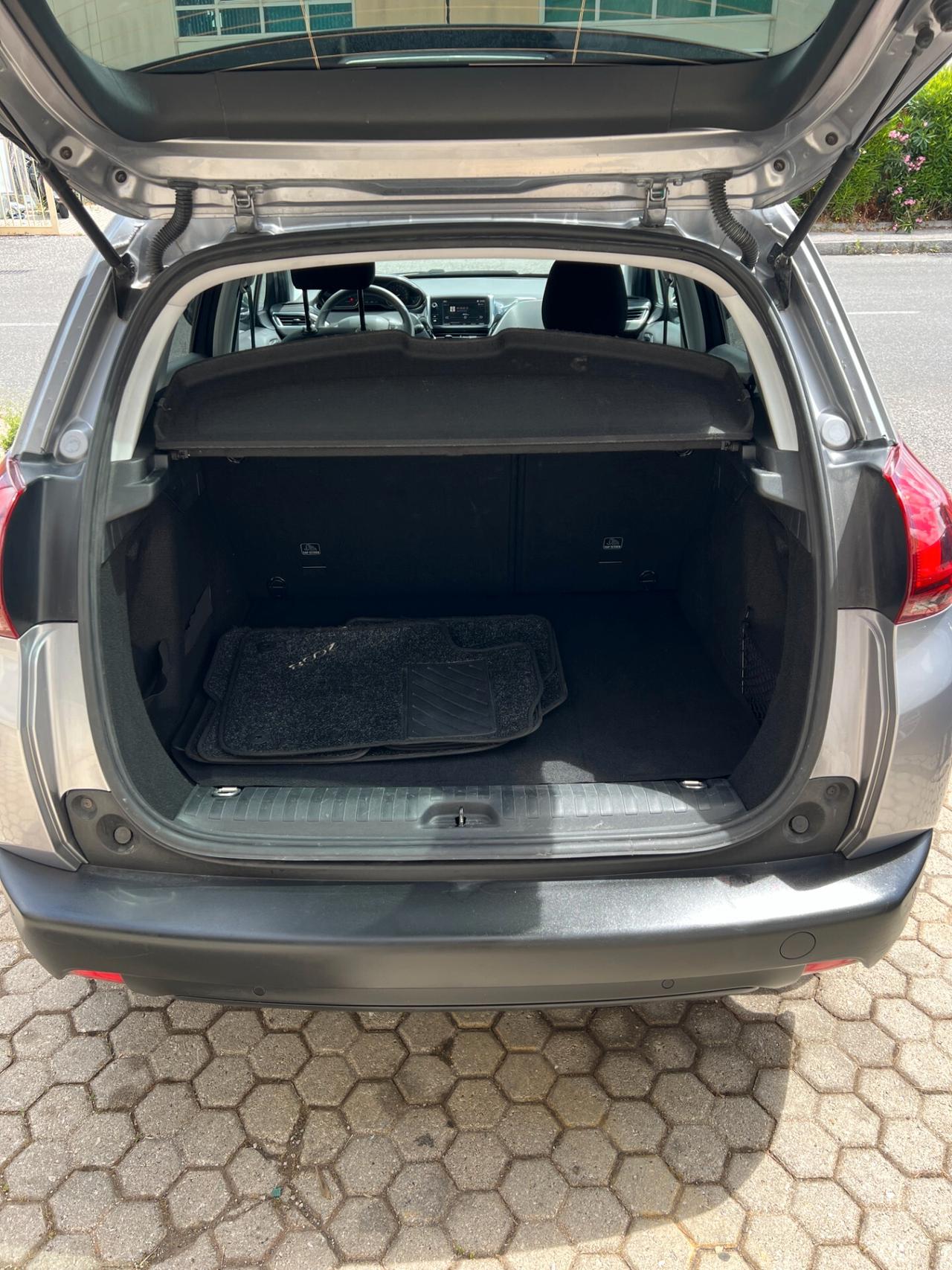 Peugeot 2008 BlueHDi 100 S&S Style NEOPATENTATI FINANZIABILE