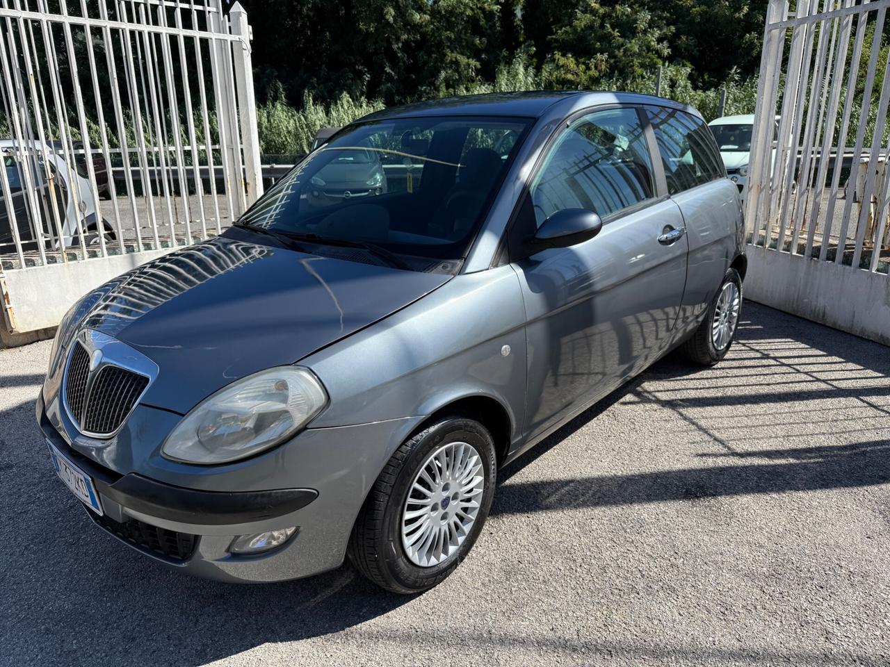 Lancia Ypsilon 1.2 Oro