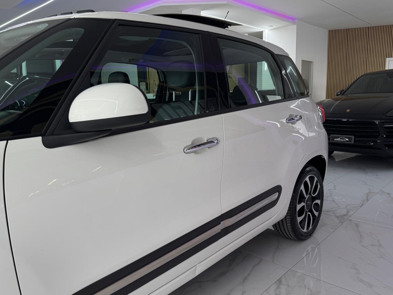 Fiat 500L 1.6 MJT Iper Full-Tetto Apribile