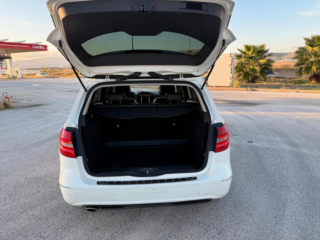 Mercedes-benz B 200 CDI BlueEFFICIENCY Premium