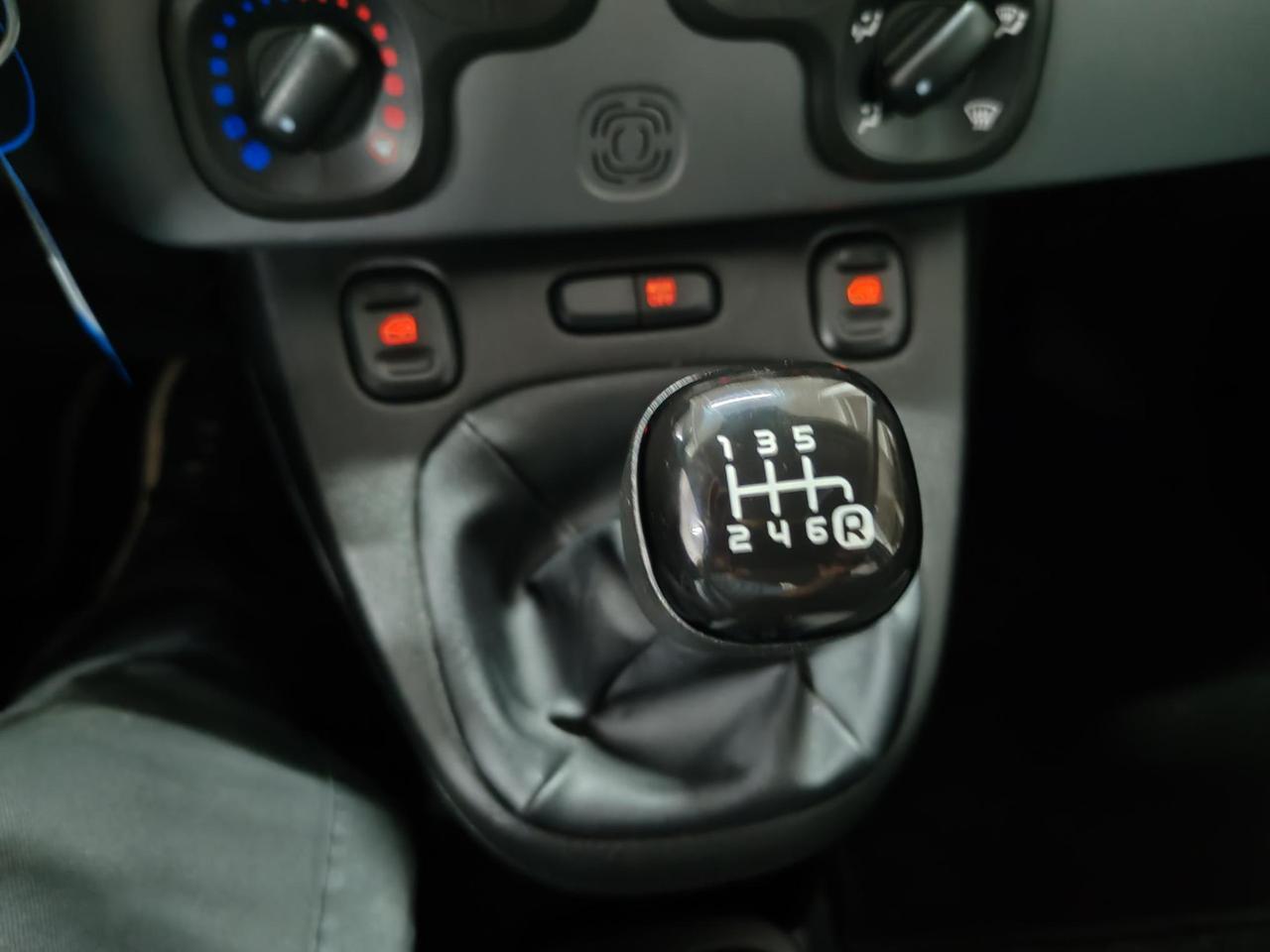 Fiat Panda 1.0 hybrid City Life 70cv 5 POSTI
