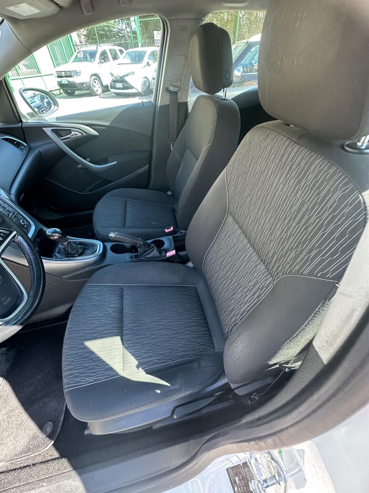 Opel Astra 1.7 CDTI 110CV Sports Tourer Cosmo