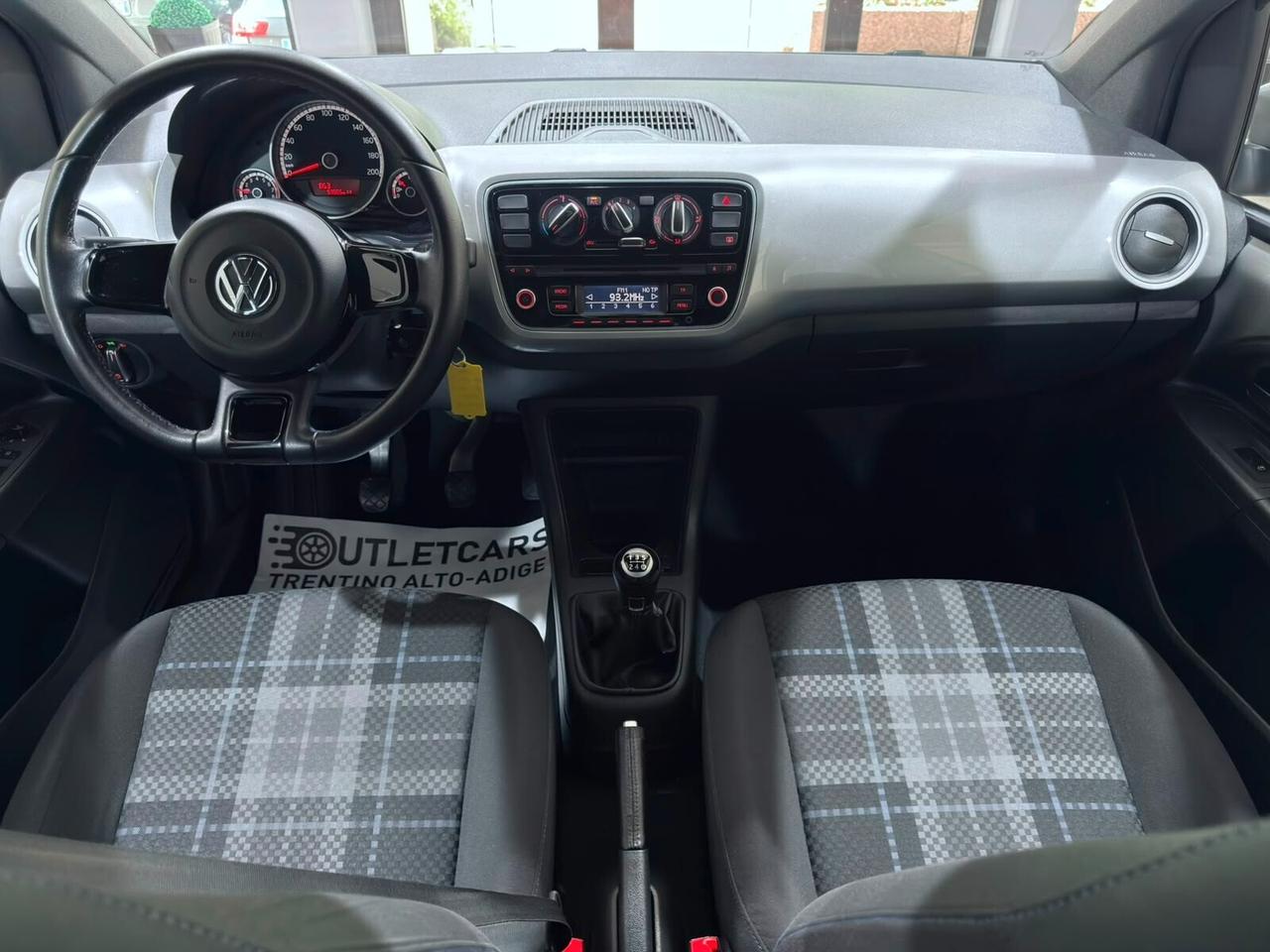 VOLKSWAGEN UP! 1.0 75cv 5p NEOPATENTATI 89.000km