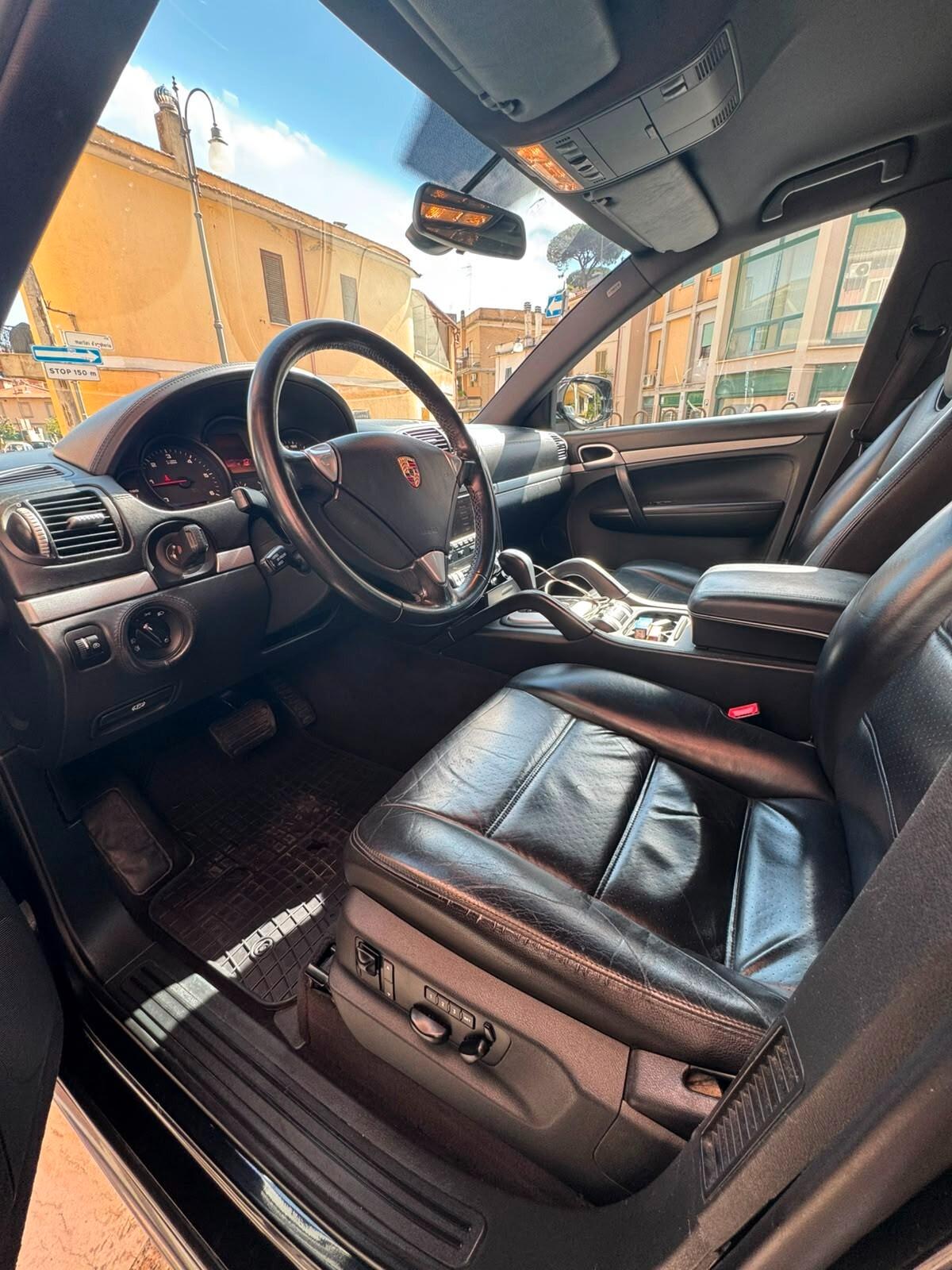 Porsche Cayenne 3.0 v6 Diesel 239 cv, FULL OPTIONAL, CATENA ESEGUITA, ALLESTIMENTO TURBO, UNICA