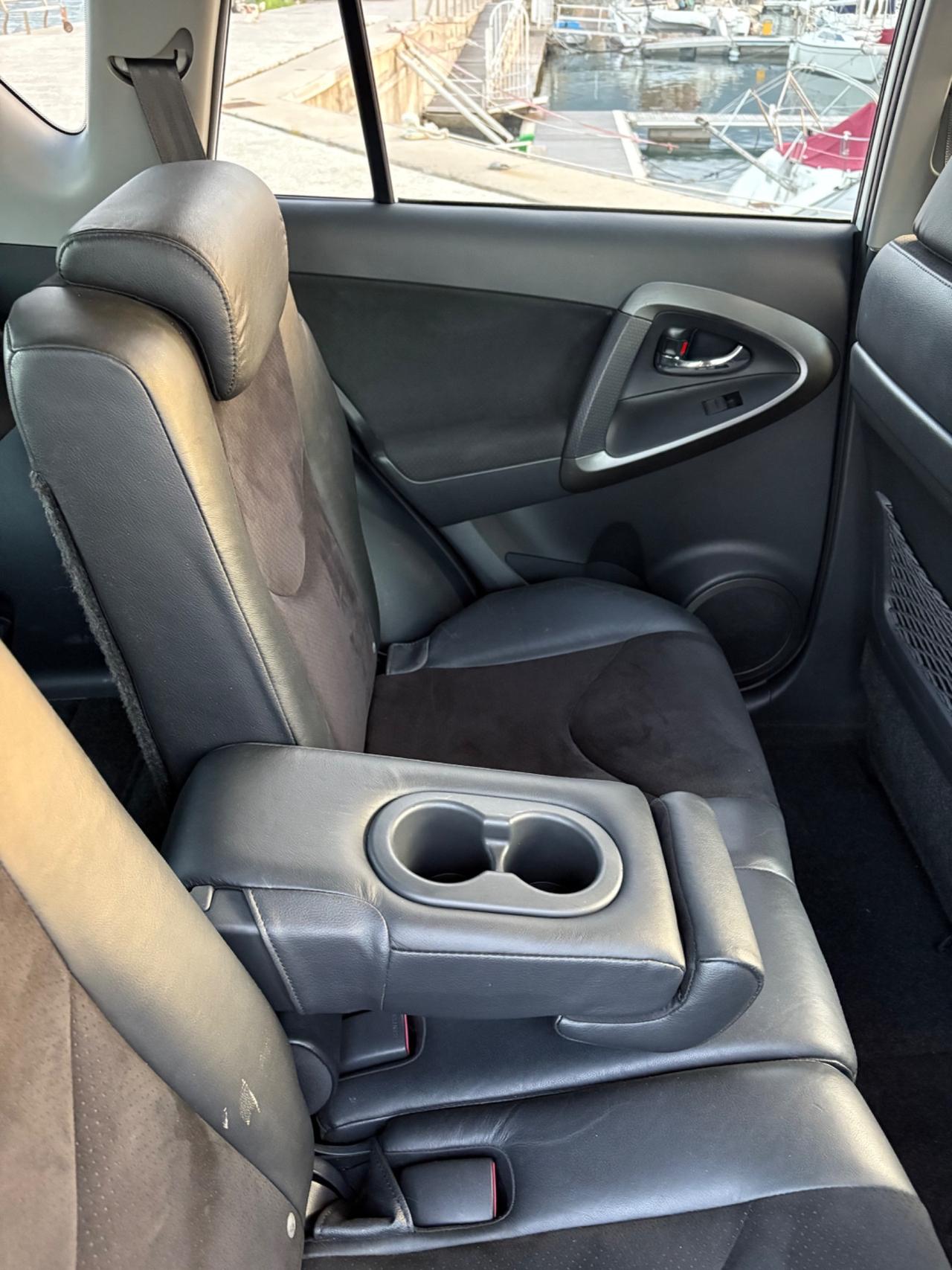 Toyota RAV4 2.2 D-4D 150 CV UNICA PROPRIETARIA