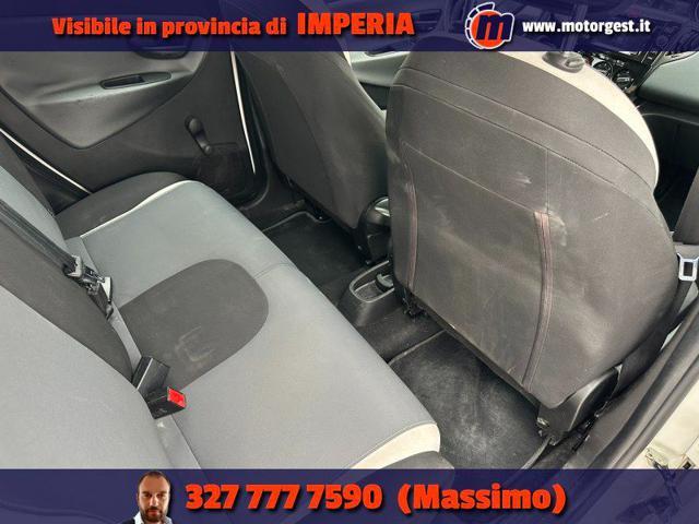 LANCIA Ypsilon 1.2 69 CV 5 porte NEOPATENTATI