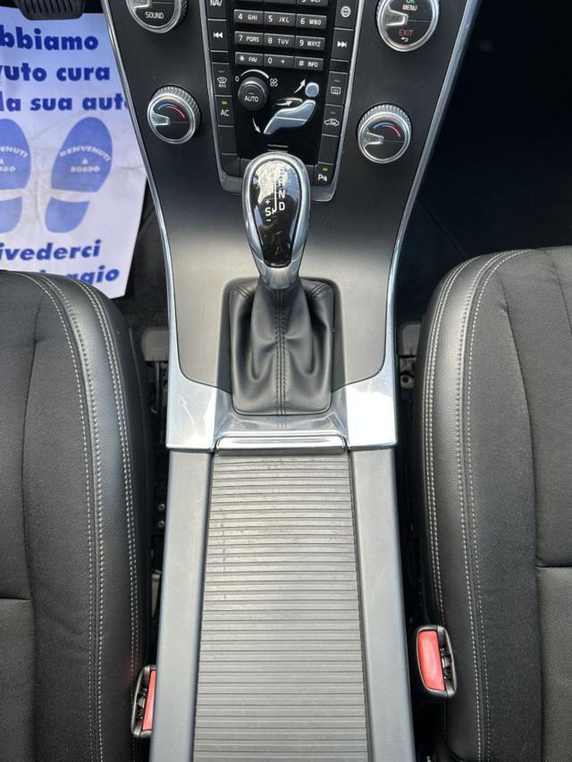 VOLVO V60 D2 1.6 Kinetic
