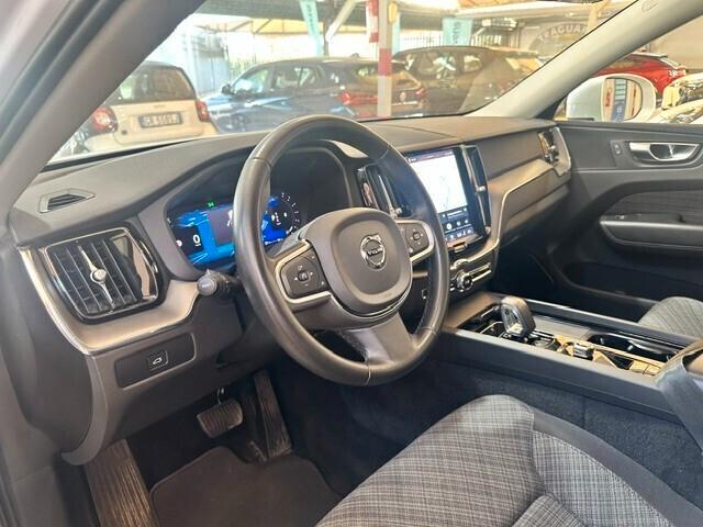 Volvo XC 60 XC60 B4 (d) automatico Core