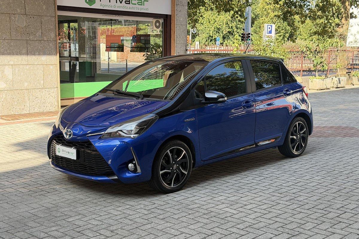 TOYOTA Yaris 1.5 Hybrid 5 porte Trend "Blue Edition"