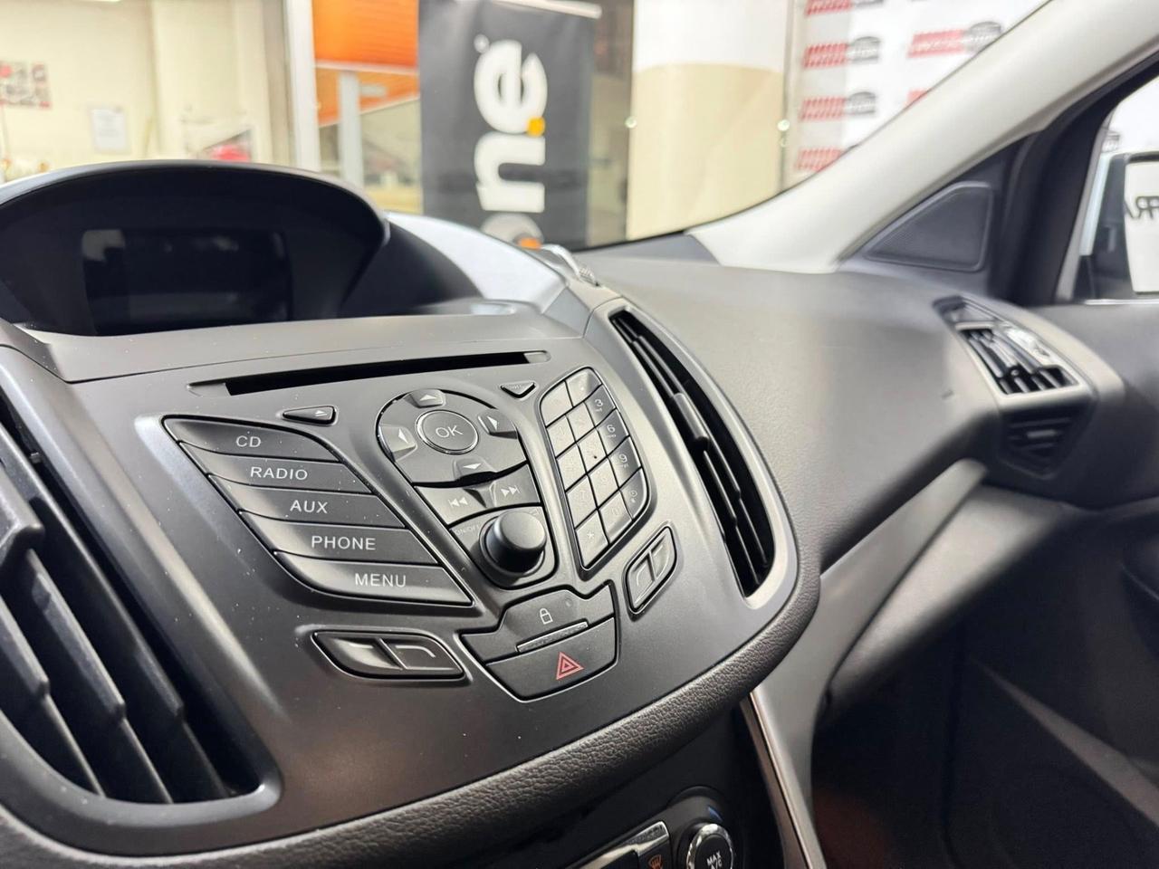 Ford Kuga 2.0 TDCI 140 CV 2WD Titanium