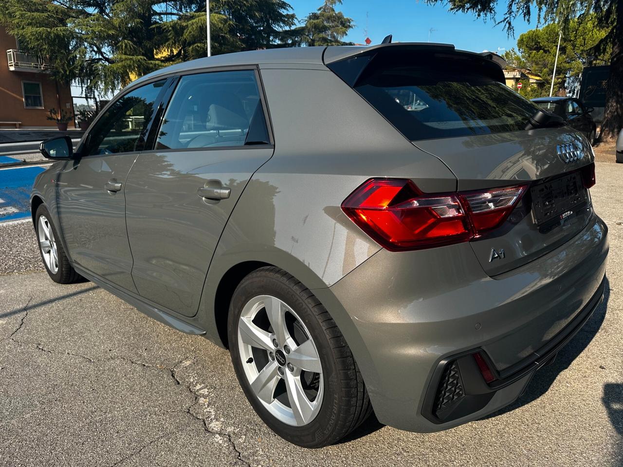Audi A1 SPORTBACK 25 TFSI S line / PELLE