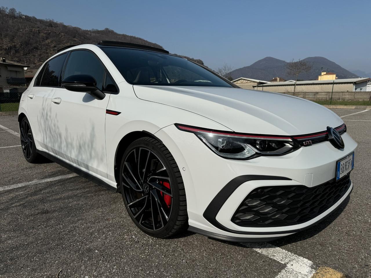 Volkswagen Golf GTI 2.0 TSI DSG