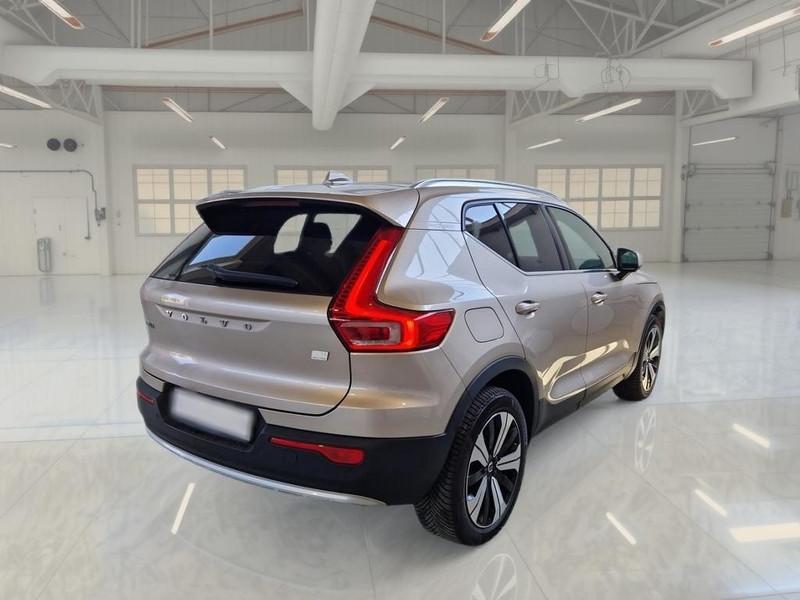 VOLVO XC40 T5 RECHARGE PLUG-IN AUTO PLUS BRIGHT SUV