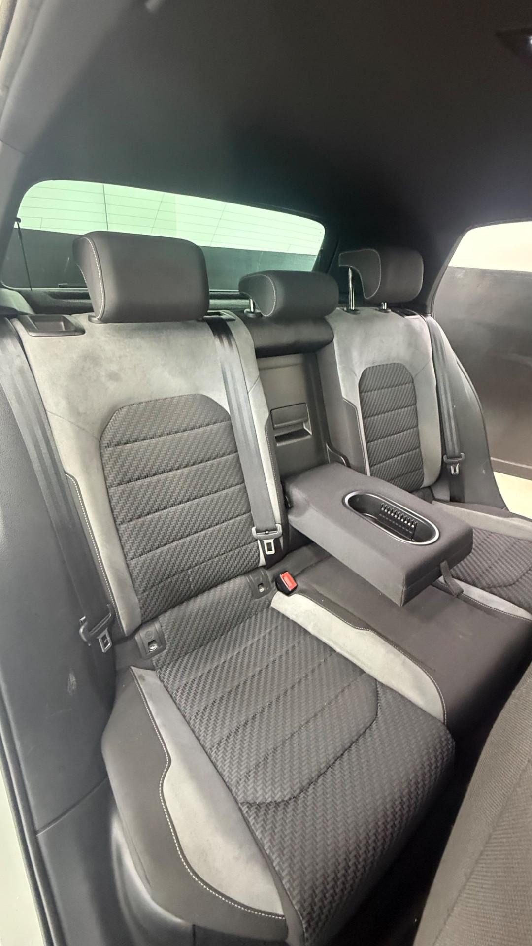 Volkswagen Golf 1.6 TDI 115 CV 5p. R-line