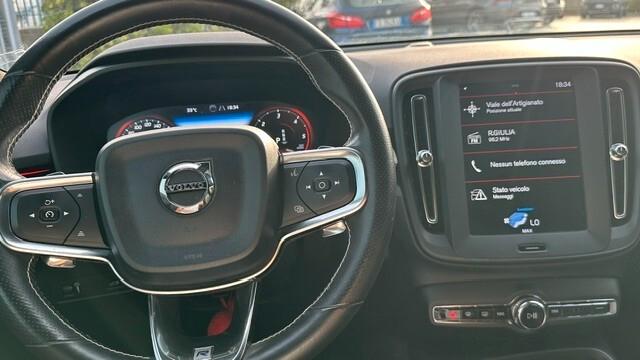Volvo XC40 D3 R-design