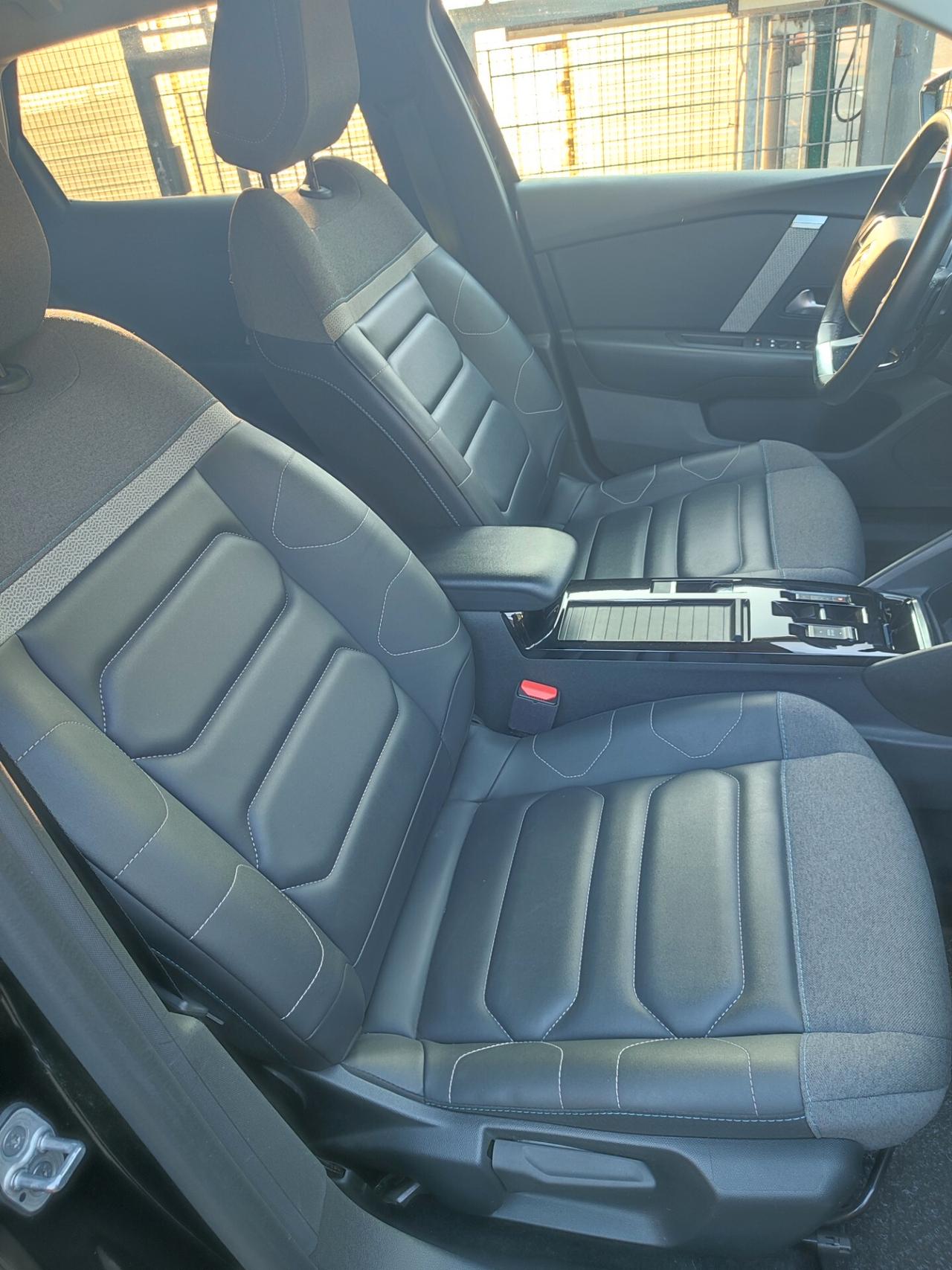 CITROEN C4 DEL 2023 EURO6D 1.5DIESEL AUTOMATICA FULL OPT.