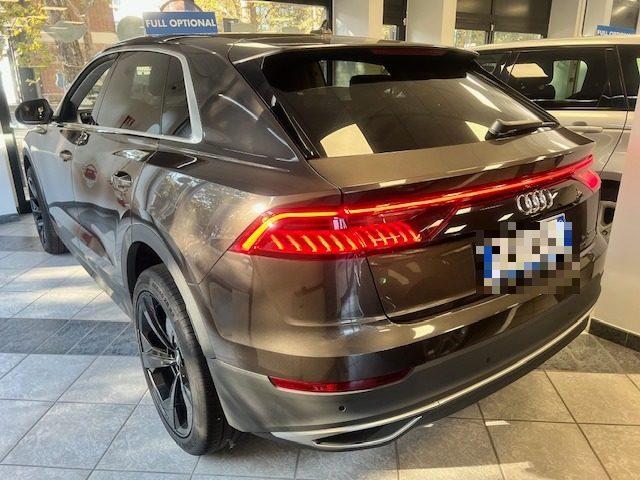 AUDI Q8 50 TDI 286 CV quattro tiptronic sport CERCHIO 22"