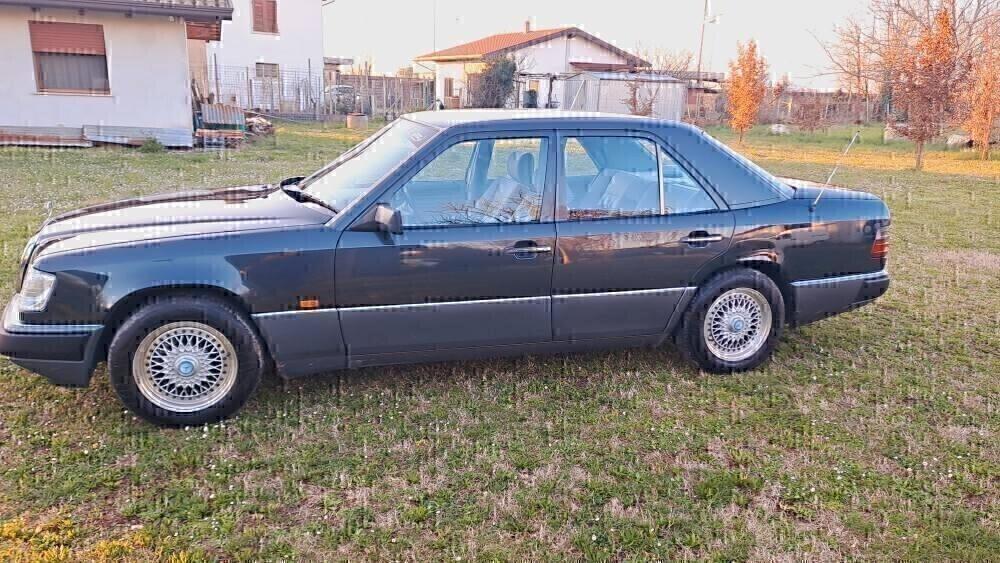 Mercedes-benz E 250 250 TD iscritta ASI