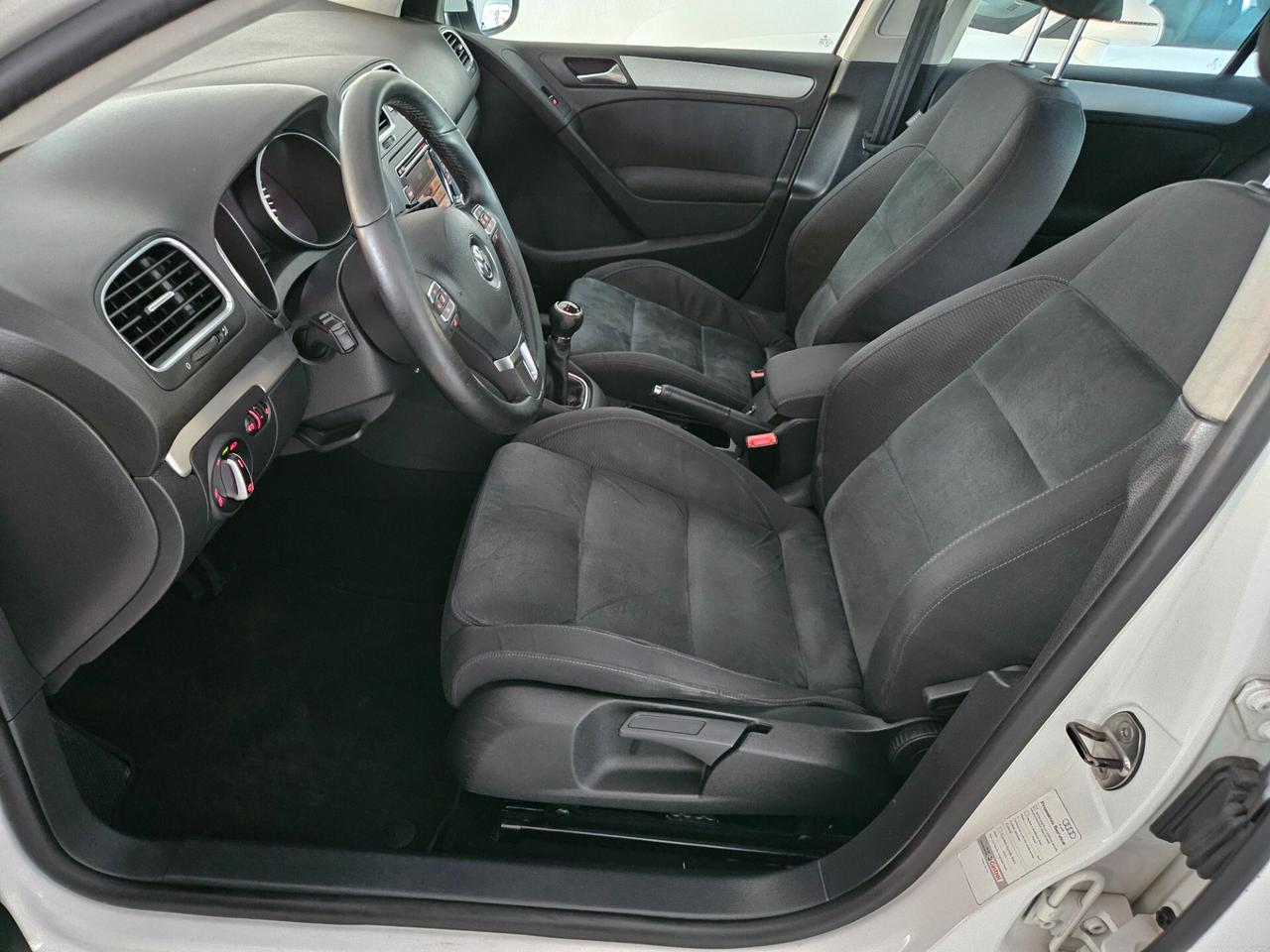 Volkswagen Golf 1.6 TDI DPF 5p. Highline