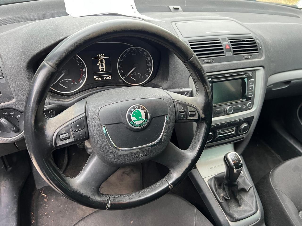 Skoda Octavia 1.6 TDI CR F.AP. Elegance