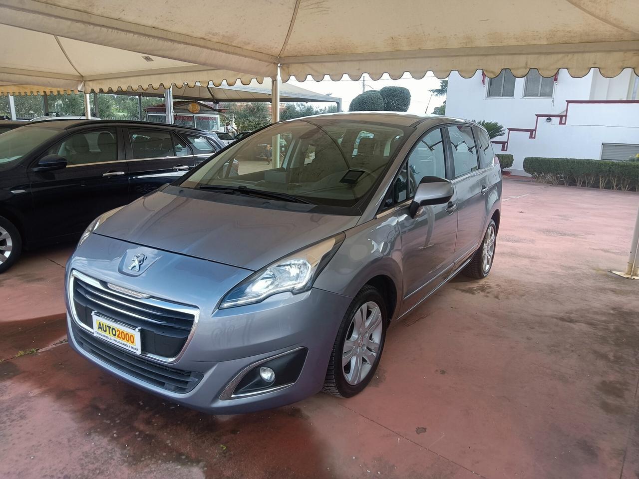 Peugeot 5008 BlueHDi 120 EAT6 7 posti 2016