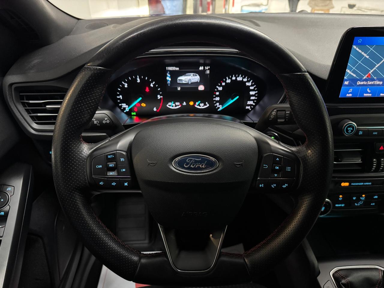 Ford Focus "ST Line" / 1.5 TDCi 120 CV / 2019