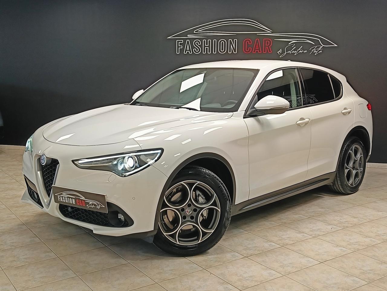Alfa Romeo Stelvio 2.2 Turbodiesel 210 CV AT8 Q4 Super