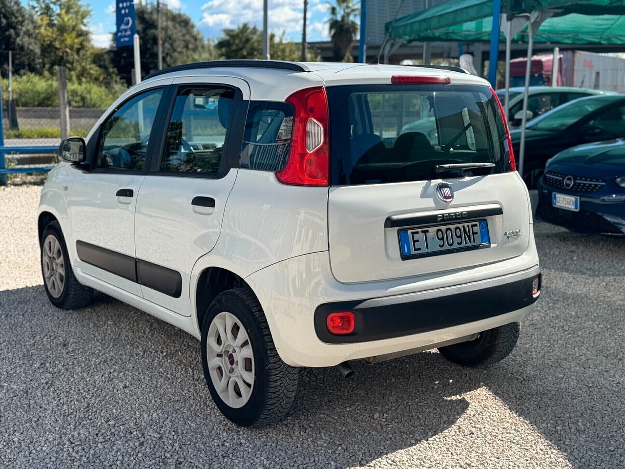 Fiat Panda 0.9 TwinAir Turbo METANO DI SERIE 2014