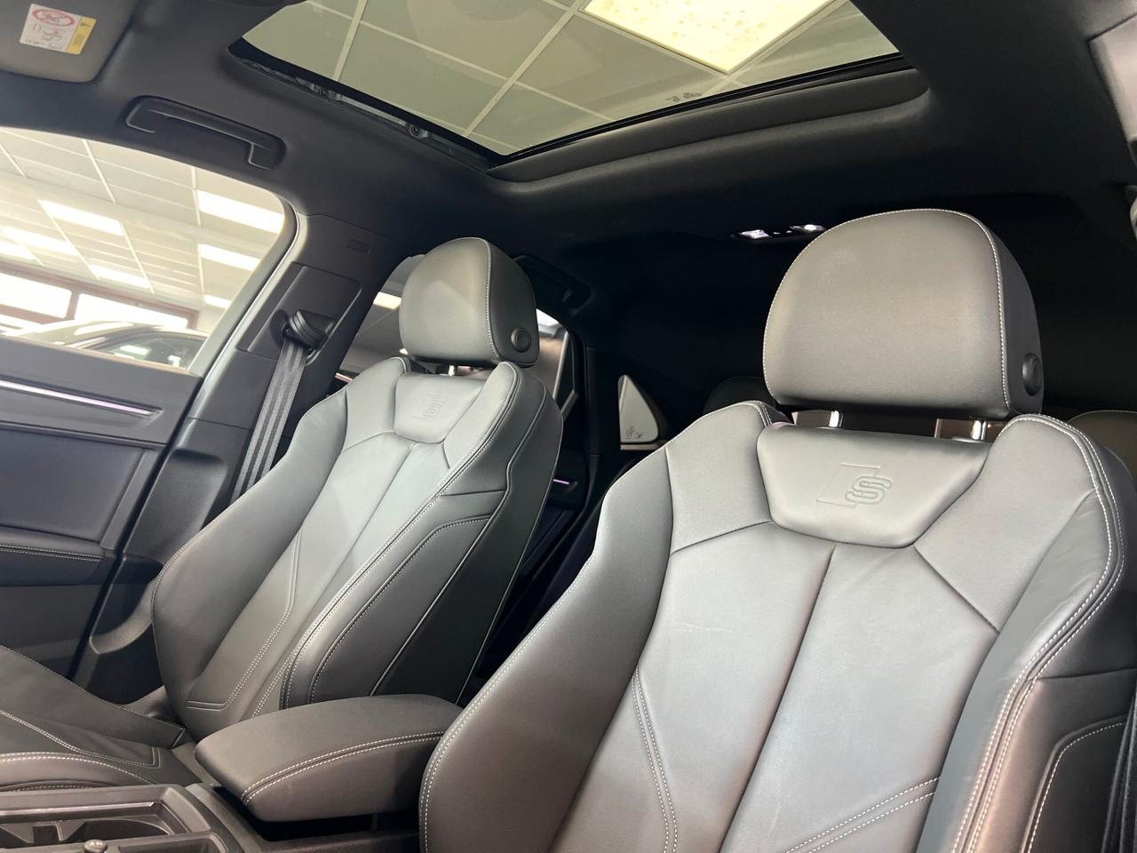 Audi Q3 Sportback, 35 2.0 tdi Identity Black quattro s-tronic