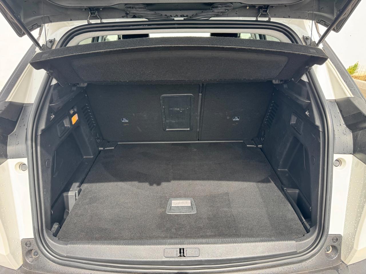Peugeot 3008 BlueHDi 120 S&S EAT6 Business