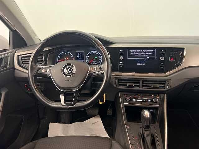 Volkswagen Polo 1.0 TSI DSG Sport